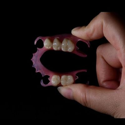 คุณภาพ  Lightweight Flexible Valplast Partial Denture For Single Tooth โรงงาน